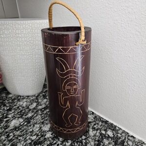 Vtg Handcarved artwork home accent
